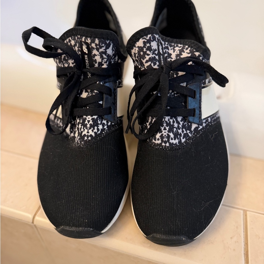 Size 8.5 Black and White Athletic NB Sneakers